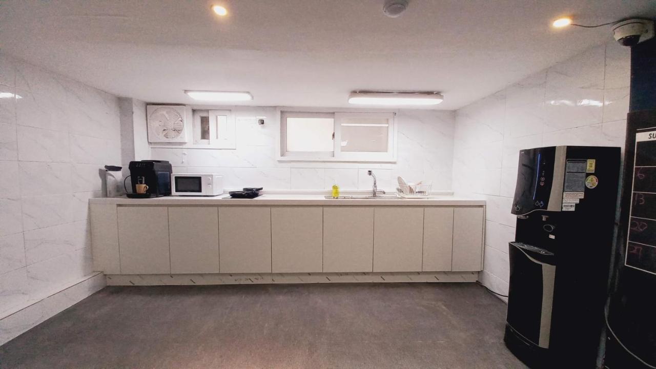 Haechi Stay Guesthouse - For Foreigners Only Seoel Buitenkant foto