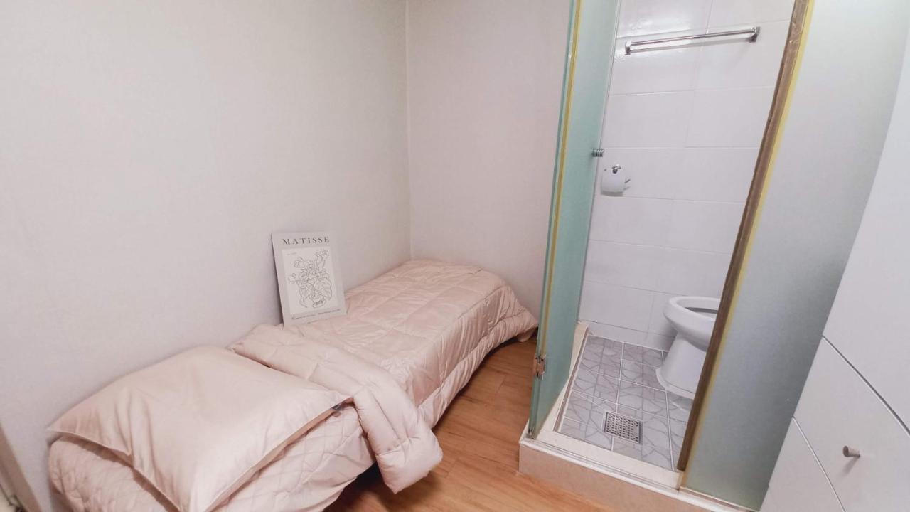 Haechi Stay Guesthouse - For Foreigners Only Seoel Buitenkant foto